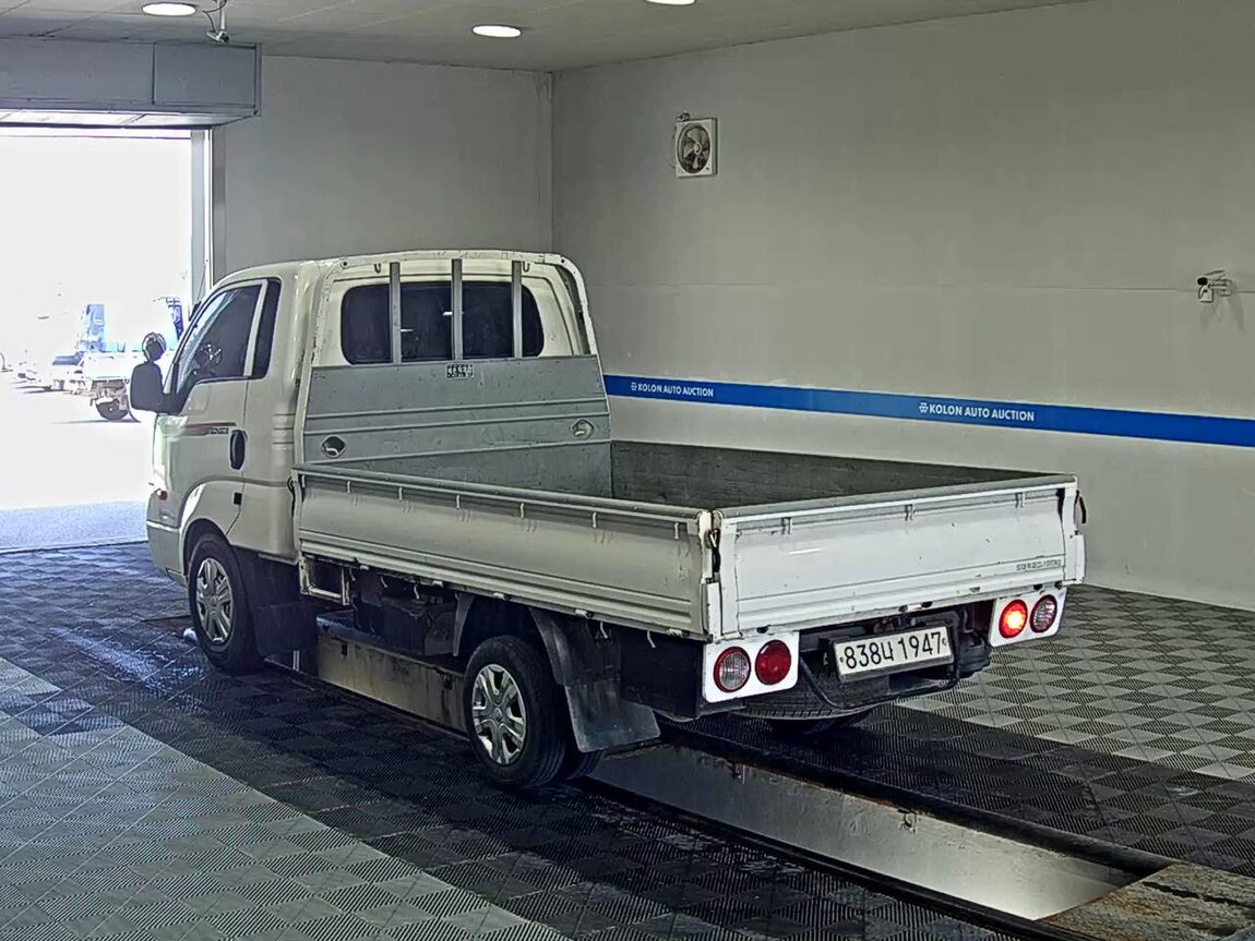 KIA THE NEW BONGO III CARGO 1 TON KING CAB EXTRA LONG WHEELBASE L LITE 2020 - zdjęcie 6