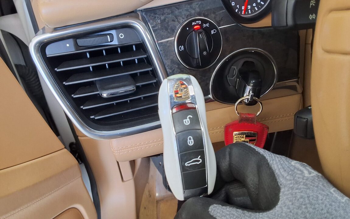PORSCHE PANAMERA 4.8 4S 2011 - zdjęcie 20