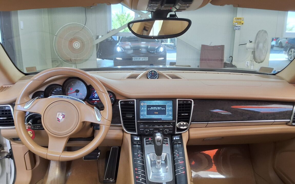 PORSCHE PANAMERA 4.8 4S 2011 - zdjęcie 11