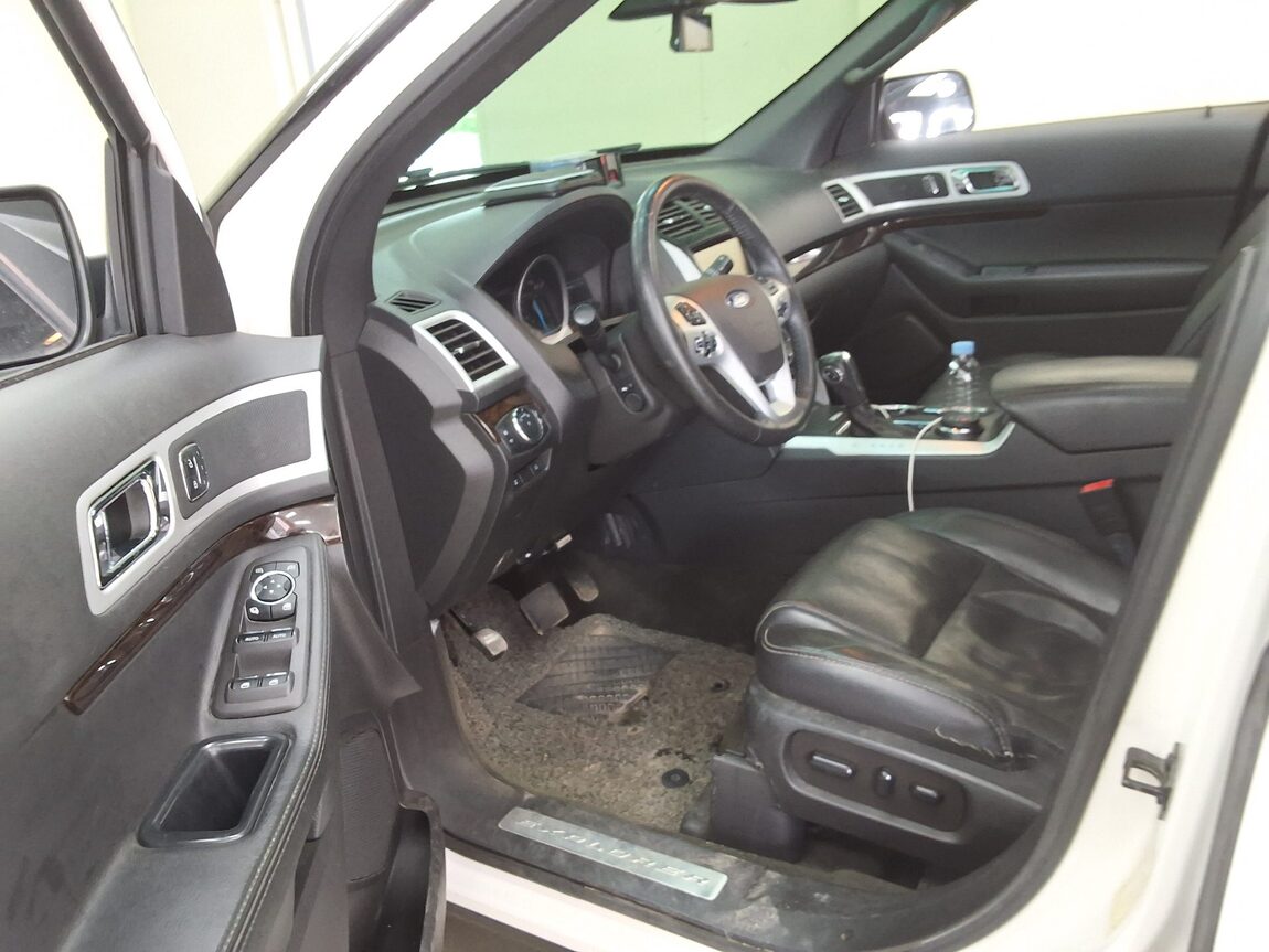 FORD EXPLORER (5TH GEN) 3.5 V6 4WD LIMITED 2015 - zdjęcie 11
