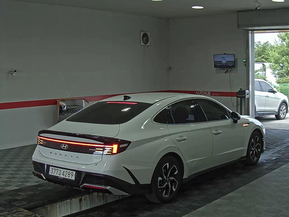 HYUNDAI SONATA THE EDGE GASOLINE 2.0 PREMIUM 2024 - zdjęcie 5