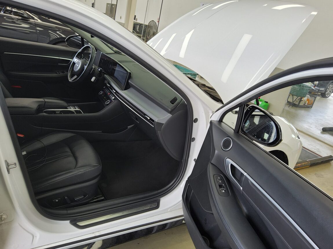 HYUNDAI SONATA THE EDGE GASOLINE 2.0 PREMIUM 2024 - zdjęcie 14