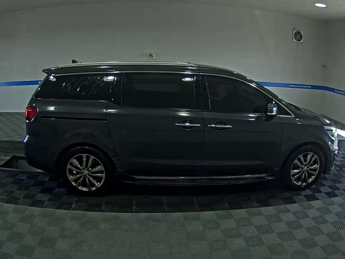 KIA ALL NEW CARNIVAL 9-SEATER DIESEL PRESTIGE 2016 - zdjęcie 4