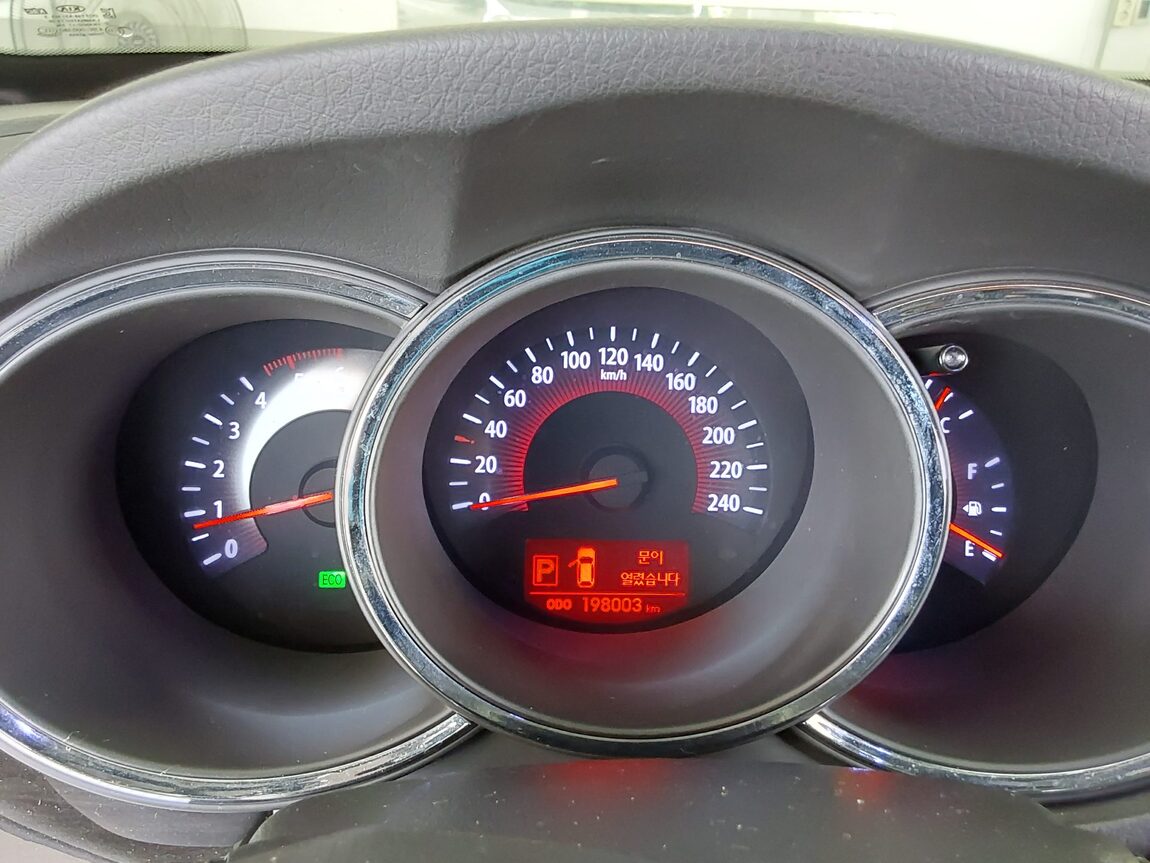 KIA SORENTO R DIESEL 2.0 2WD TLX PREMIUM 2010 - zdjęcie 9