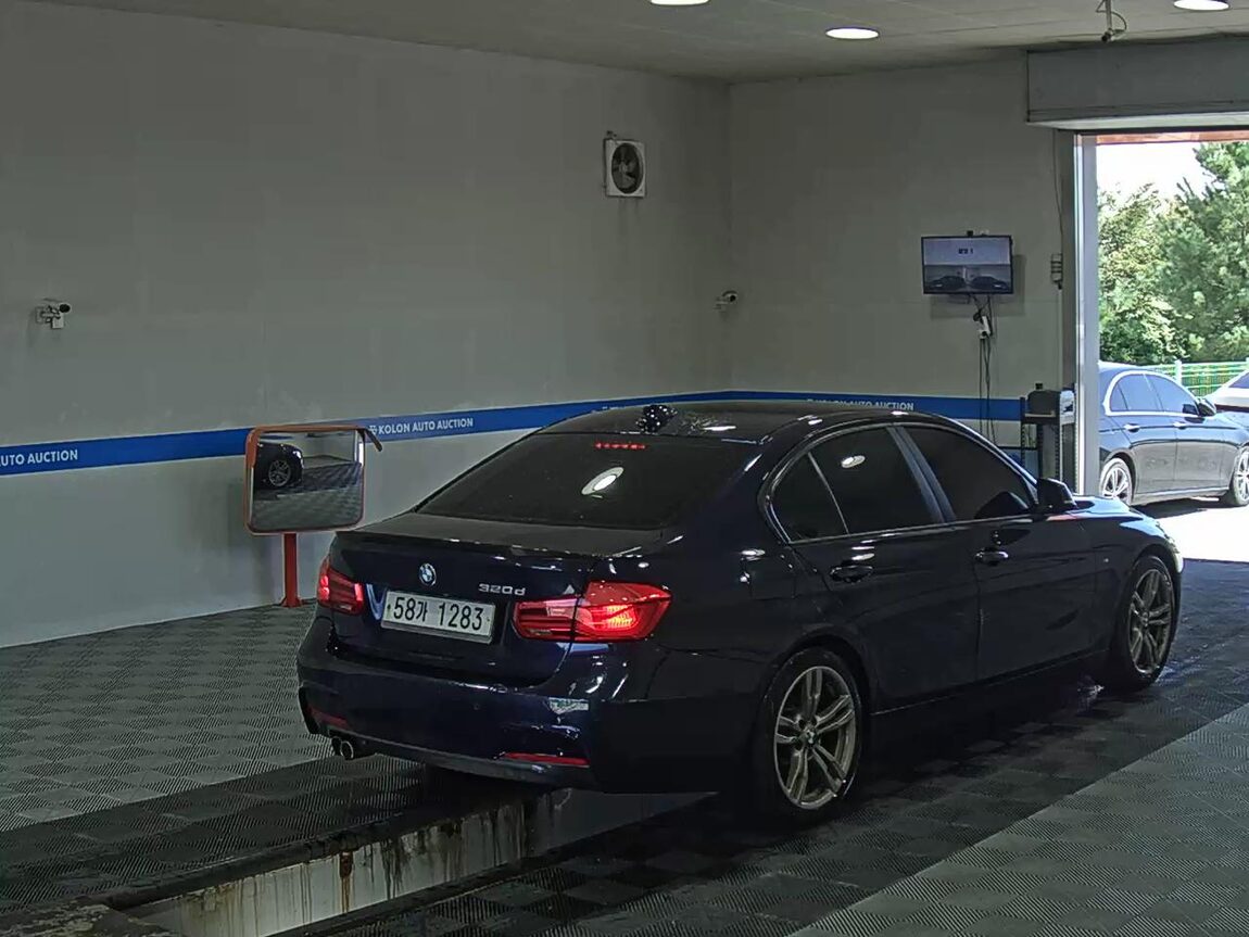 BMW 3 SERIES (6TH GEN) 320d ED EDITION 2017 - zdjęcie 5