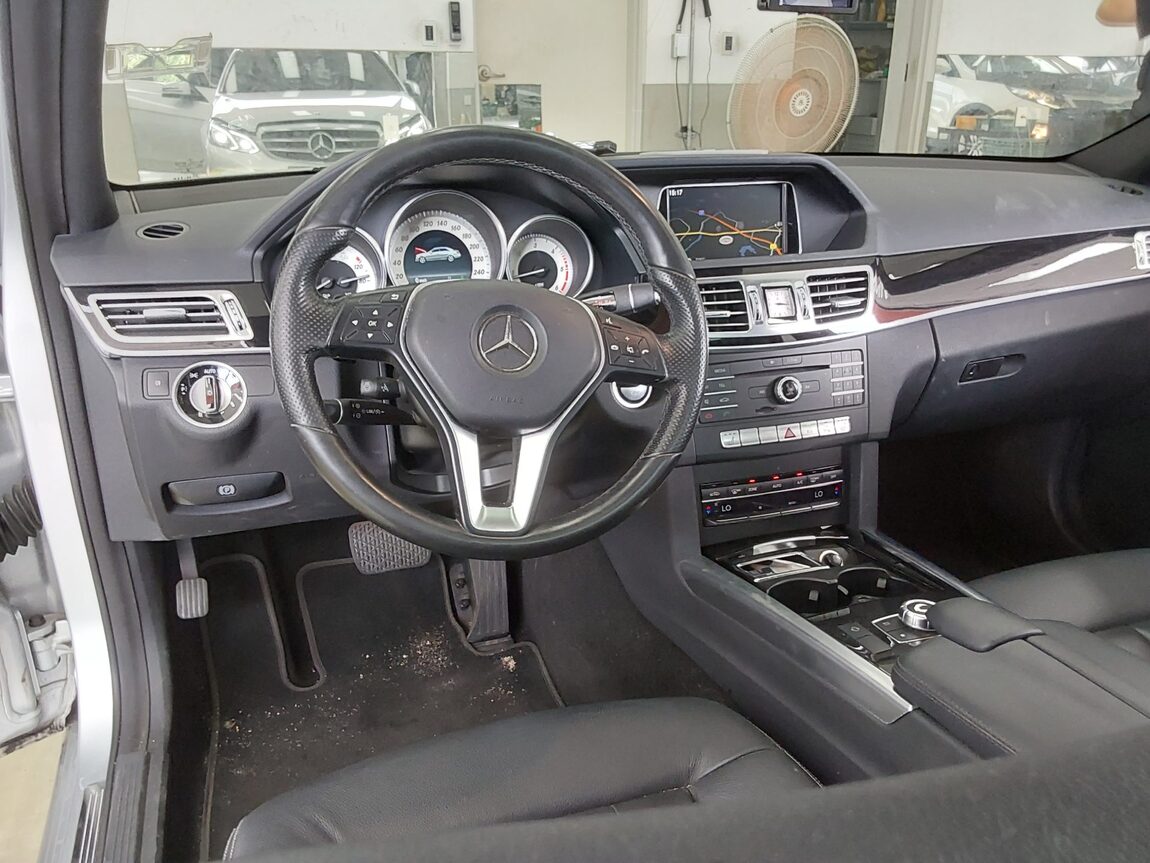 MERCEDES-BENZ E-CLASS (4TH GEN) E250 CDI BLUETEC 4MATIC AVANTGARDE 2016 - zdjęcie 11