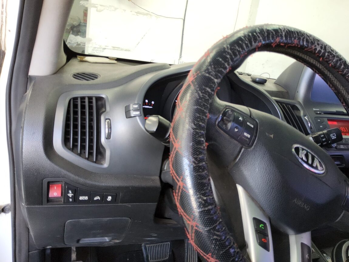 KIA SPORTAGE R DIESEL R2.0 2WD TLX LUXURY MODEL 2012 - zdjęcie 18