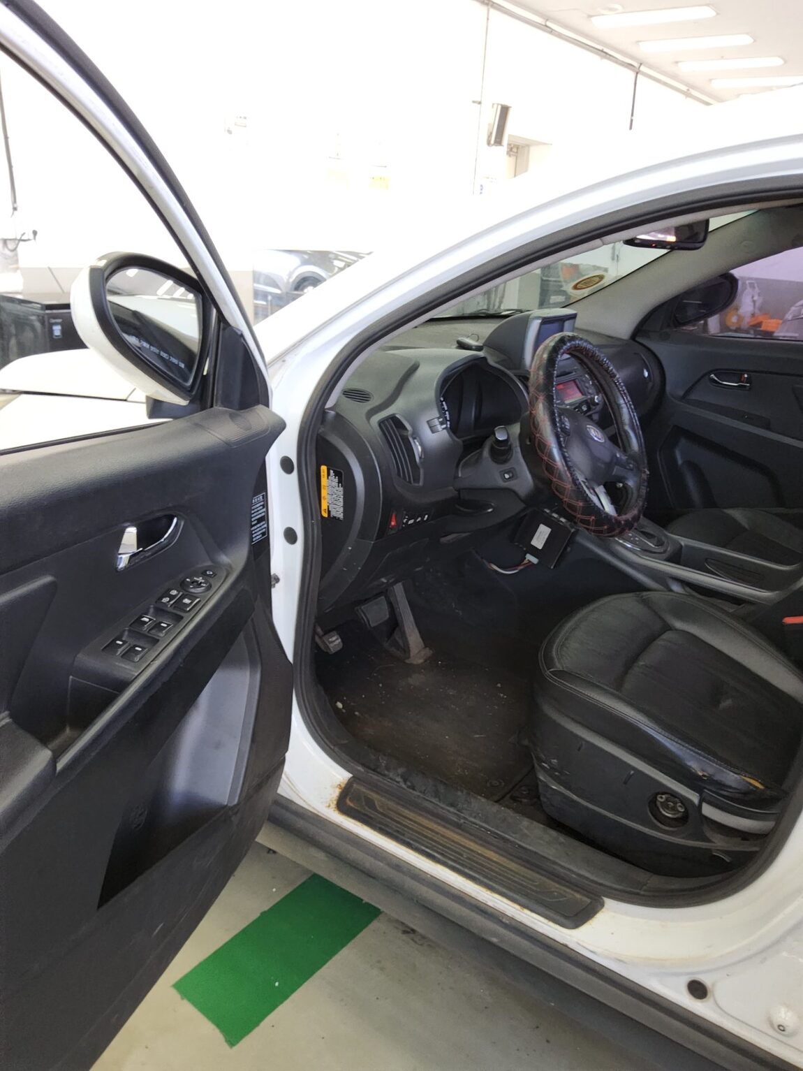 KIA SPORTAGE R DIESEL R2.0 2WD TLX LUXURY MODEL 2012 - zdjęcie 10