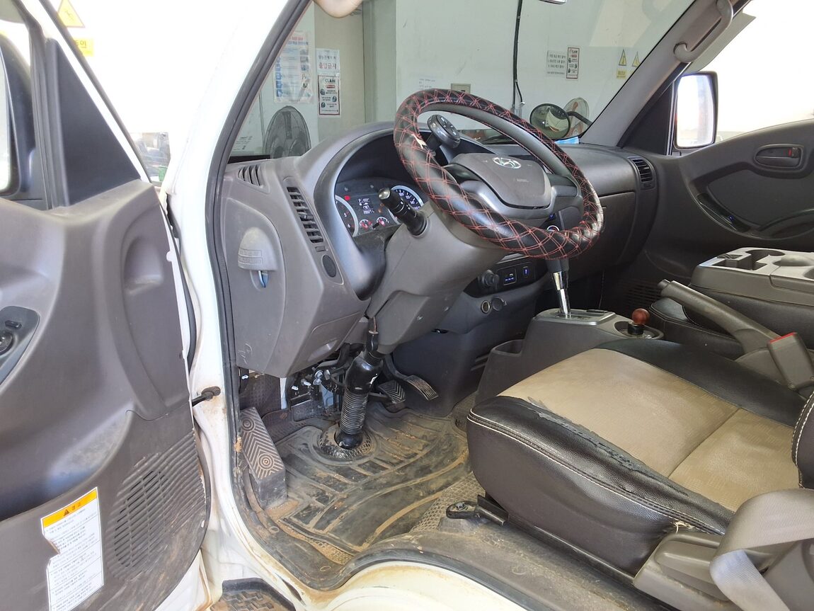 HYUNDAI PORTER II WING BODY MANUAL 2017 - zdjęcie 10