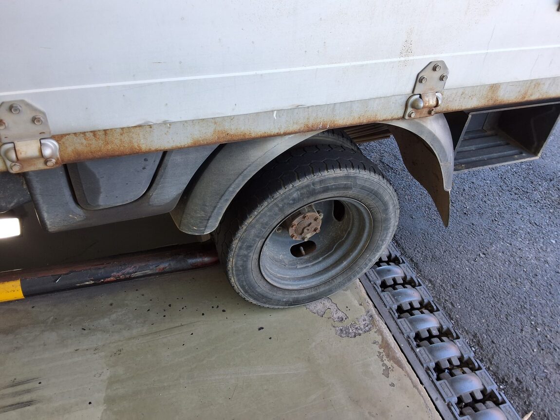 HYUNDAI PORTER II WING BODY MANUAL 2017 - zdjęcie 20