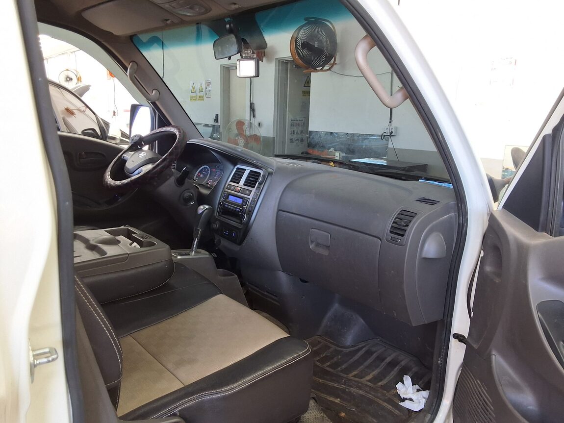 HYUNDAI PORTER II WING BODY MANUAL 2017 - zdjęcie 12