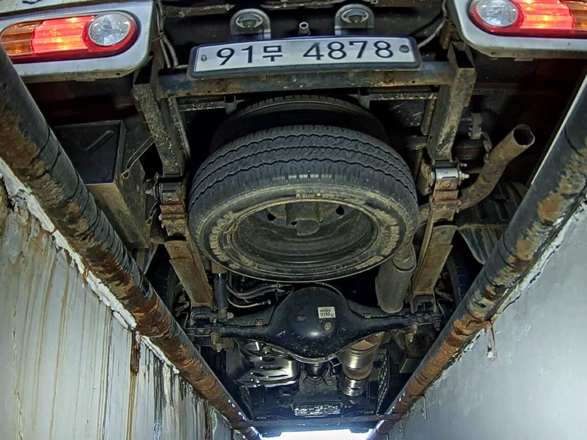 HYUNDAI PORTER II WING BODY MANUAL 2017 - zdjęcie 8