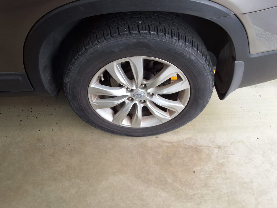 KIA SORENTO R DIESEL 2.0 2WD LIMITED PREMIUM 2010 - zdjęcie 20