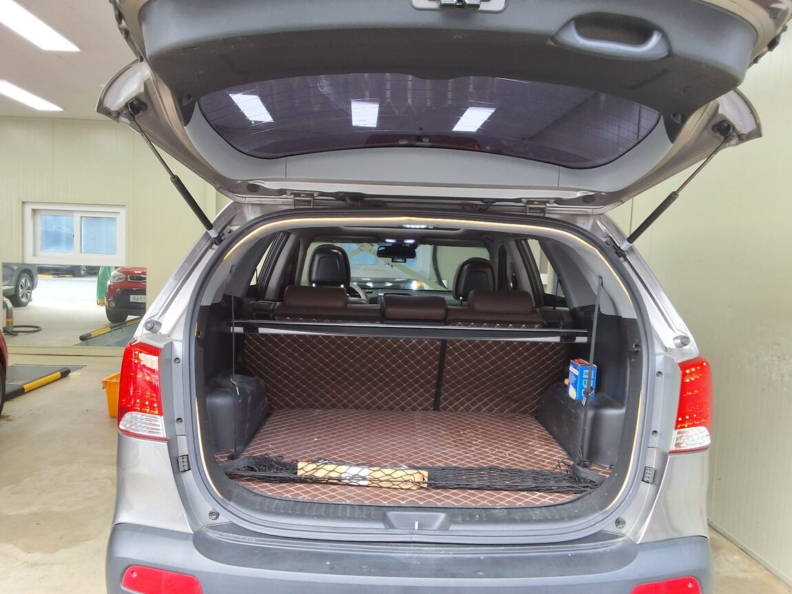 KIA SORENTO R DIESEL 2.0 2WD LIMITED PREMIUM 2010 - zdjęcie 16