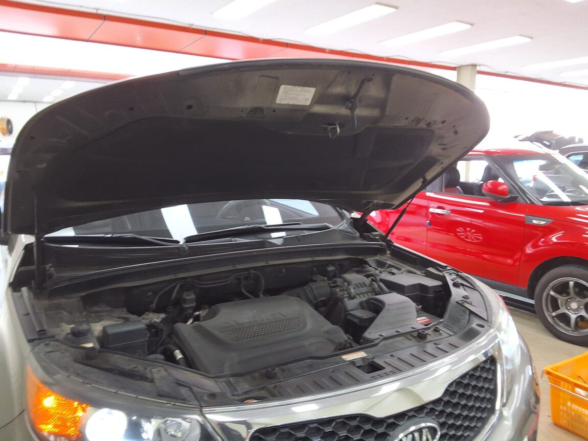 KIA SORENTO R DIESEL 2.0 2WD LIMITED PREMIUM 2010 - zdjęcie 18