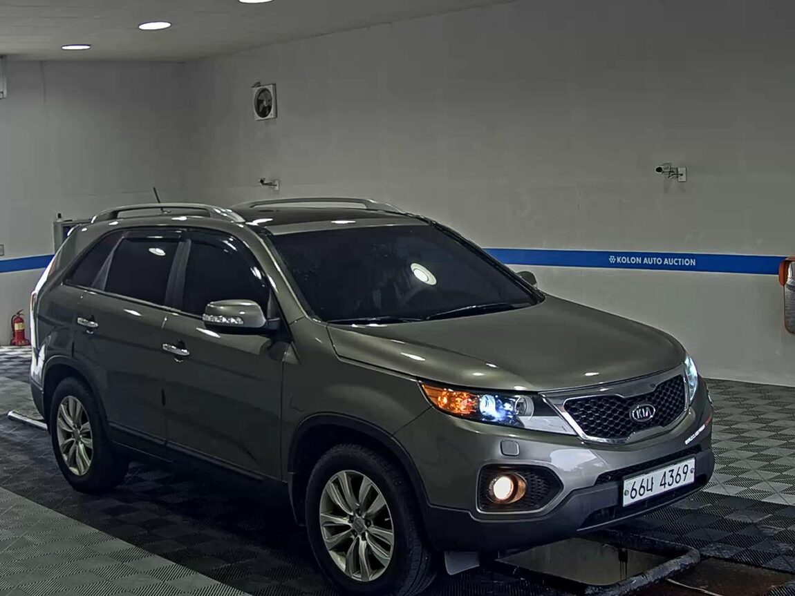 KIA SORENTO R DIESEL 2.0 2WD LIMITED PREMIUM 2010 - zdjęcie 3