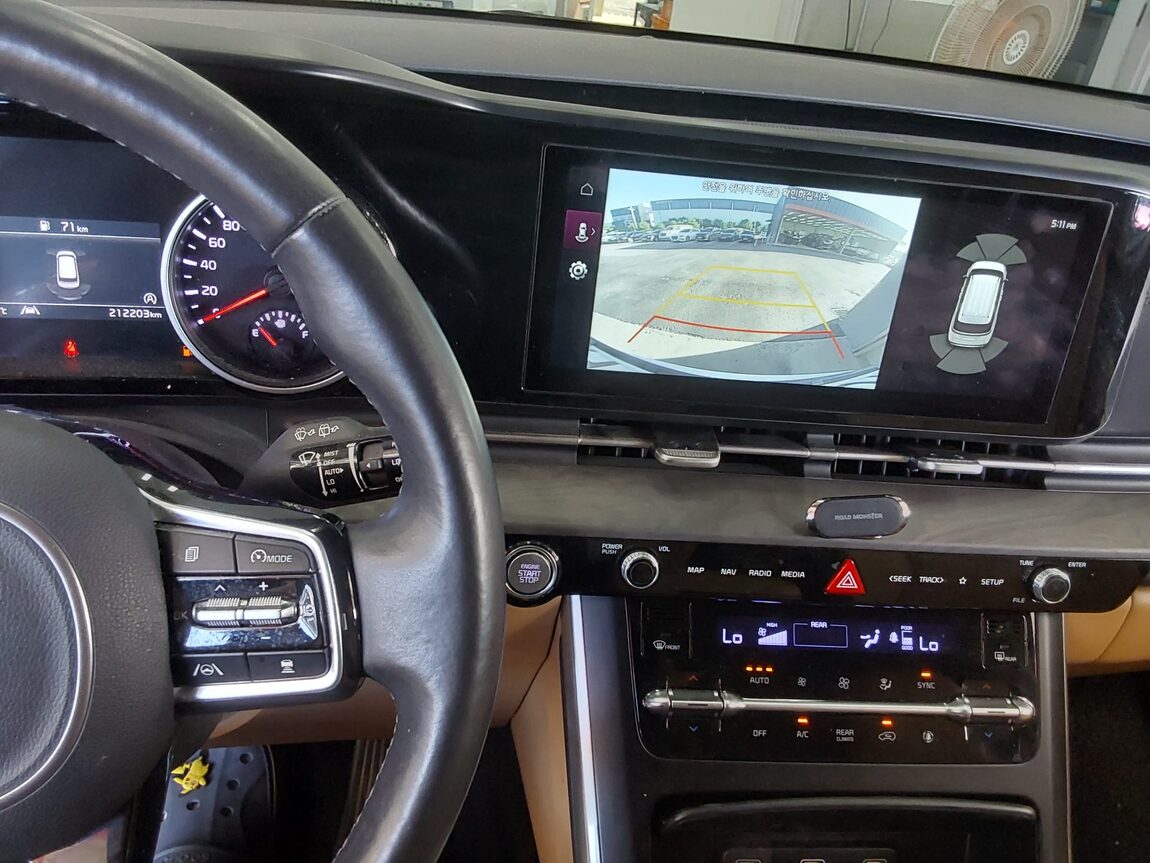 KIA NEW CARNIVAL (KA4) 9-SEATER DIESEL PRESTIGE 2023 - zdjęcie 17