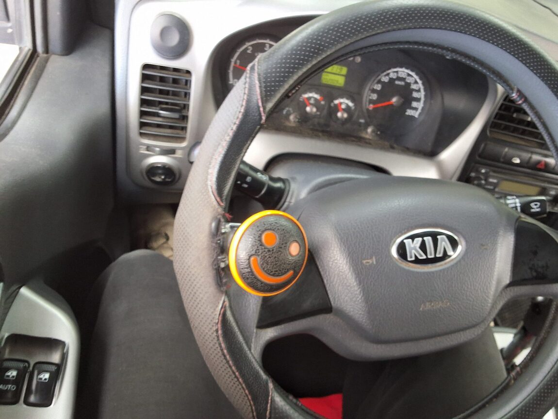 KIA BONGO III CARGO CRDi KING CAB EXTRA LONG WHEELBASE 2015 - zdjęcie 19