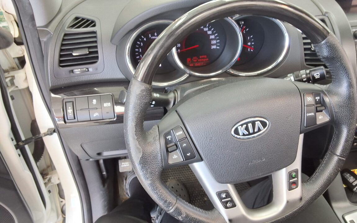 KIA SORENTO R DIESEL 2.0 2WD TLX LUXURY MODEL 2010 - zdjęcie 17