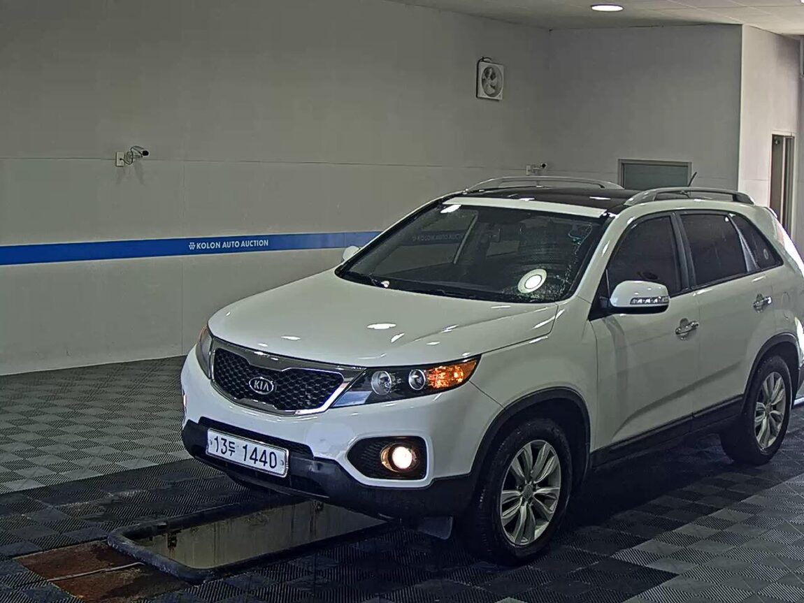 KIA SORENTO R DIESEL 2.0 2WD TLX LUXURY MODEL 2010 - zdjęcie 2