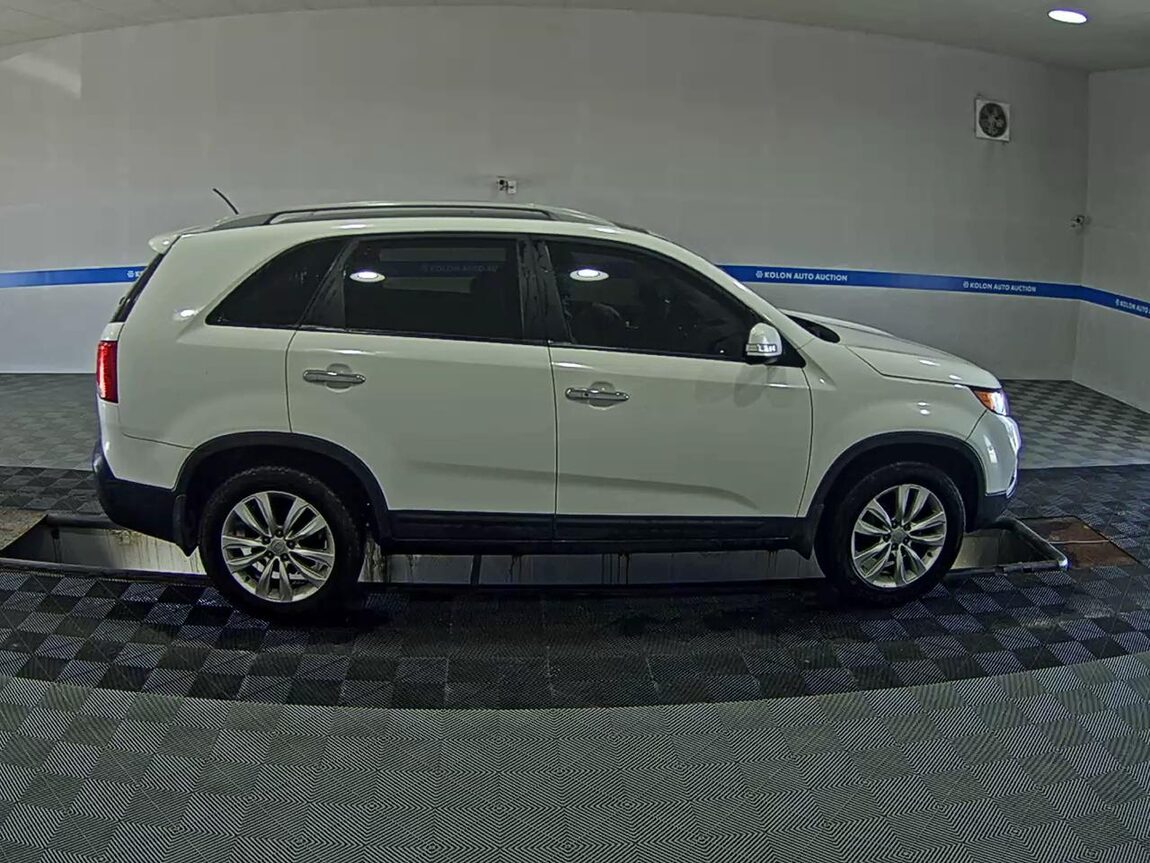 KIA SORENTO R DIESEL 2.0 2WD TLX LUXURY MODEL 2010 - zdjęcie 4