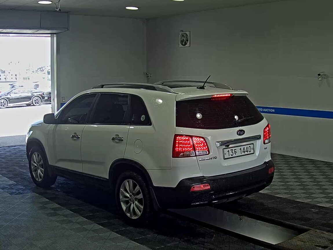 KIA SORENTO R DIESEL 2.0 2WD TLX LUXURY MODEL 2010 - zdjęcie 6