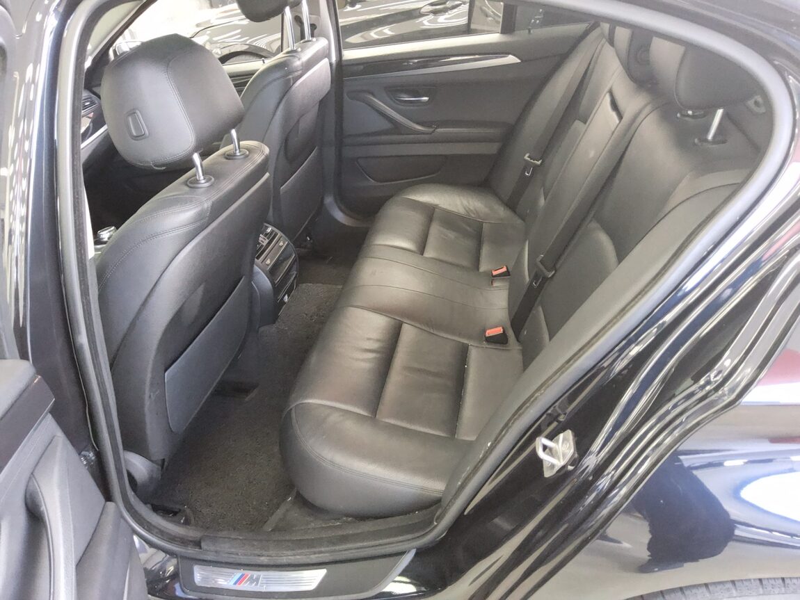 BMW 5 SERIES (6TH GEN) 520d xDRIVE M AERODYNAMIC PRO 2016 - zdjęcie 12