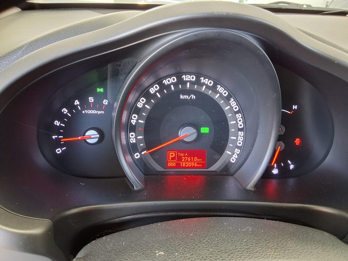 KIA SPORTAGE R DIESEL R2.0 2WD TLX LUXURY MODEL 2011 - zdjęcie 9