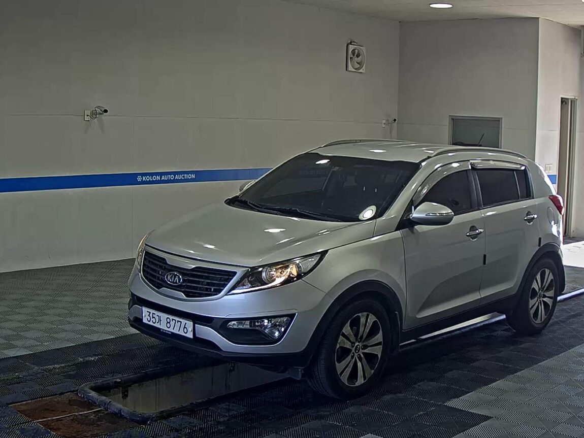 KIA SPORTAGE R DIESEL R2.0 2WD TLX LUXURY MODEL 2011 - zdjęcie 2