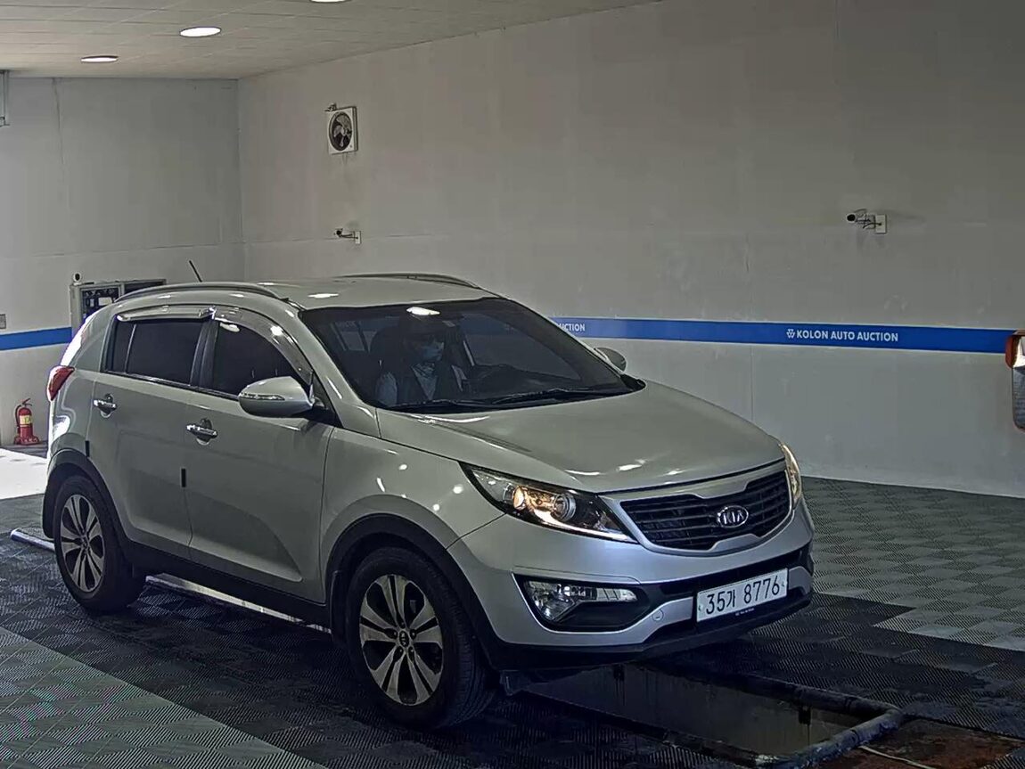 KIA SPORTAGE R DIESEL R2.0 2WD TLX LUXURY MODEL 2011 - zdjęcie 3