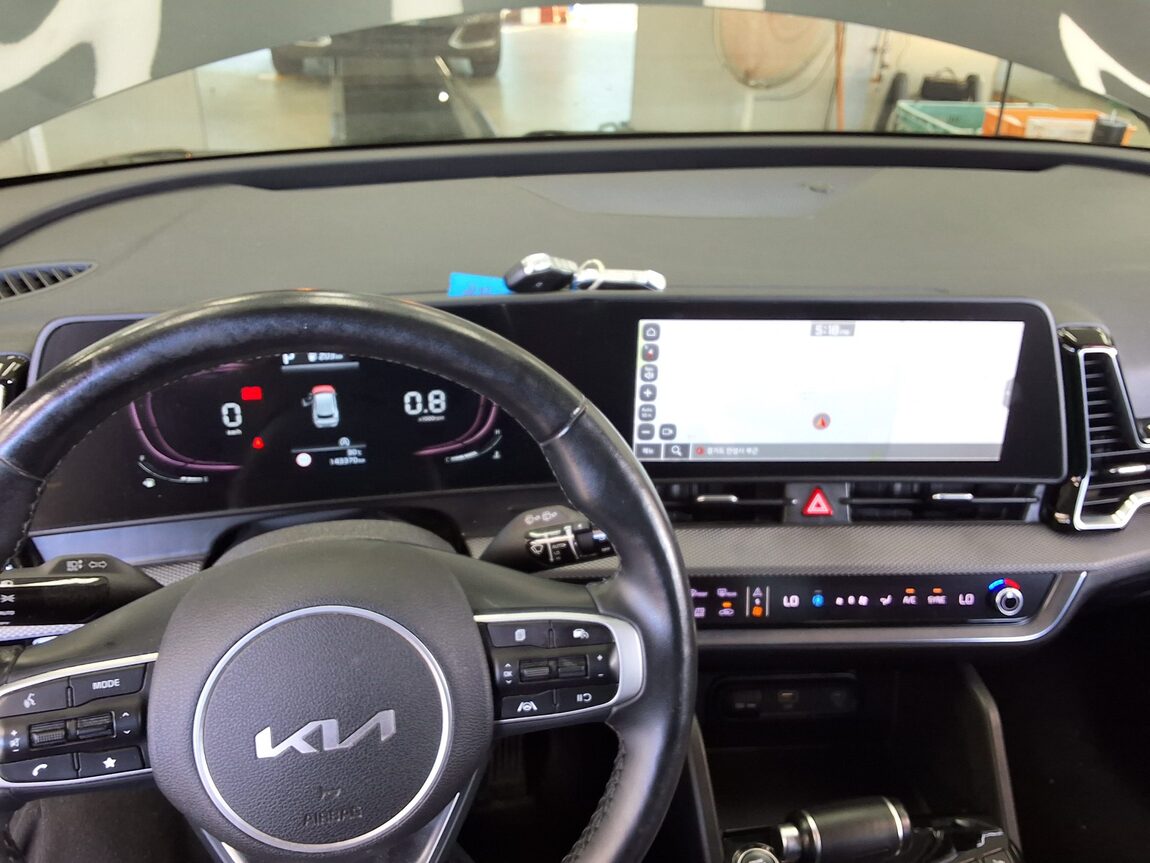 KIA THE ALL NEW SPORTAGE 2.0 DIESEL 2WD PRESTIGE 2023 - zdjęcie 18