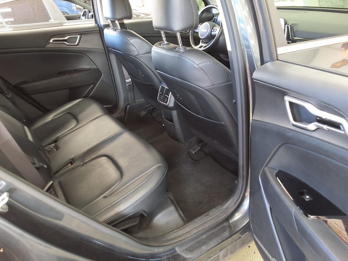 KIA THE ALL NEW SPORTAGE 2.0 DIESEL 2WD PRESTIGE 2023 - zdjęcie 14