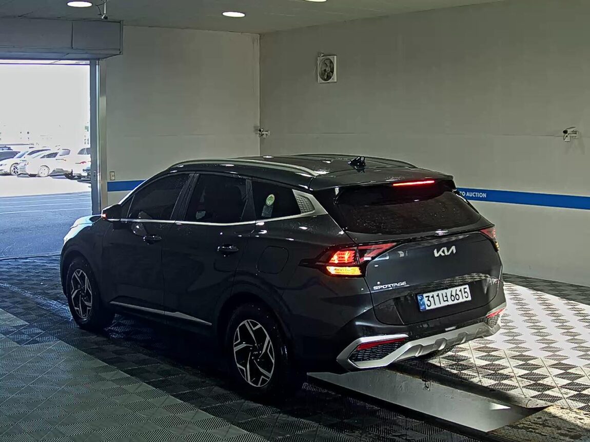 KIA THE ALL NEW SPORTAGE 2.0 DIESEL 2WD PRESTIGE 2023 - zdjęcie 6