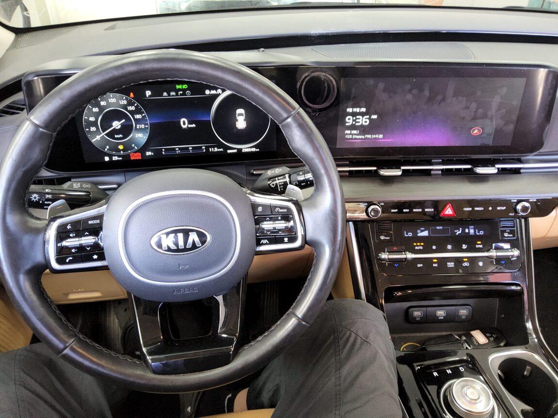 KIA NEW CARNIVAL (KA4) 9-SEATER DIESEL SIGNATURE 2021 - zdjęcie 9