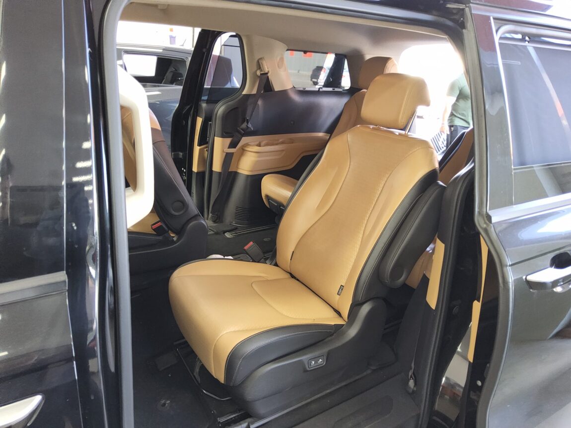 KIA NEW CARNIVAL (KA4) 9-SEATER DIESEL SIGNATURE 2021 - zdjęcie 4
