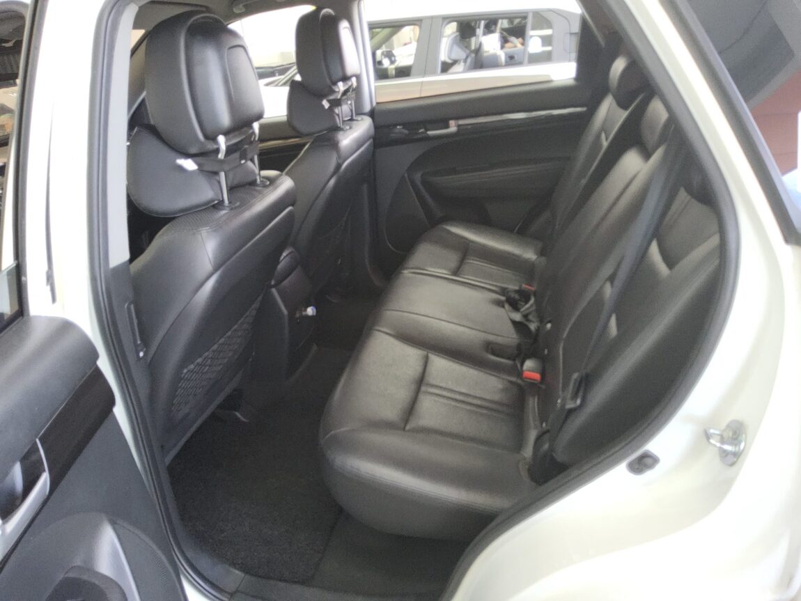 KIA SORENTO R DIESEL 2.0 2WD TLX LUXURY MODEL 2010 - zdjęcie 12
