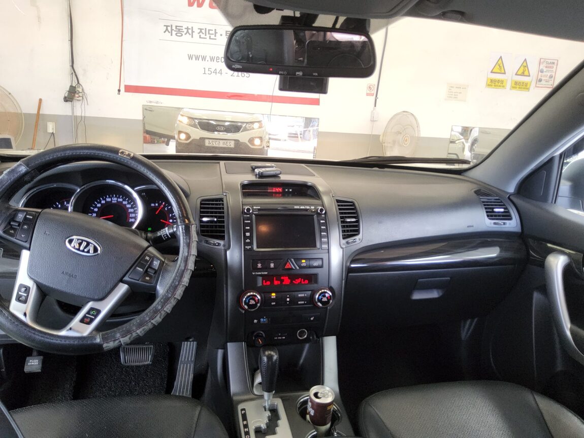 KIA SORENTO R DIESEL 2.0 2WD TLX LUXURY MODEL 2010 - zdjęcie 11