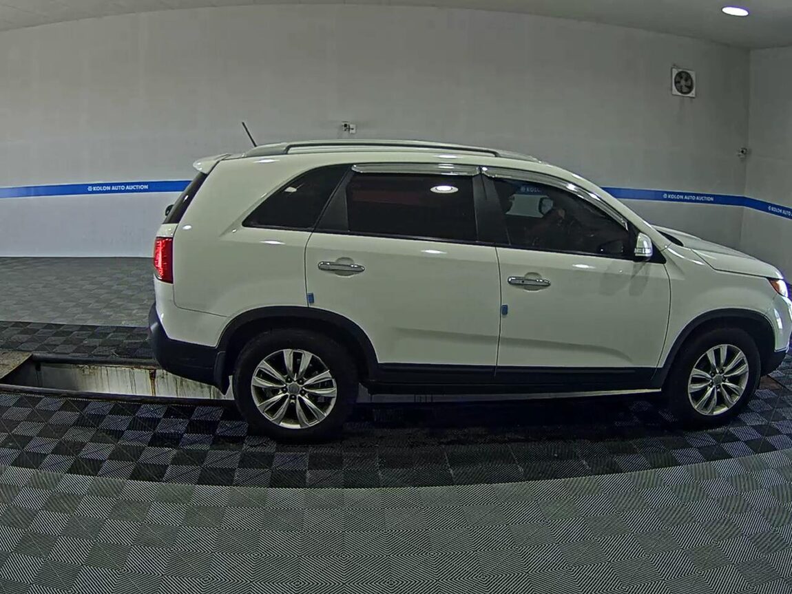 KIA SORENTO R DIESEL 2.0 2WD TLX LUXURY MODEL 2010 - zdjęcie 4