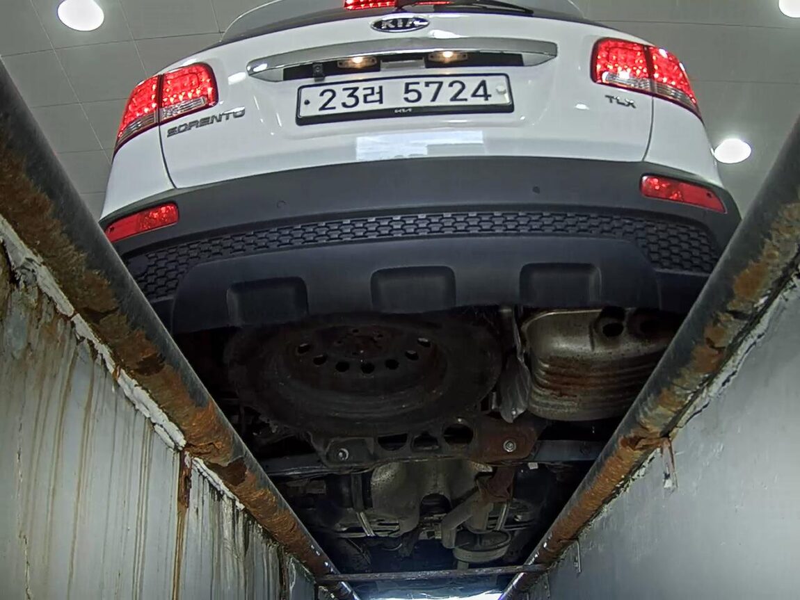KIA SORENTO R DIESEL 2.0 2WD TLX LUXURY MODEL 2010 - zdjęcie 8
