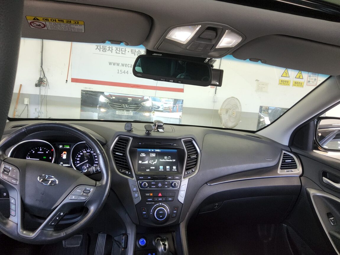HYUNDAI SANTA FE THE PRIME DIESEL R2.0 2WD EXCLUSIVE 2017 - zdjęcie 11