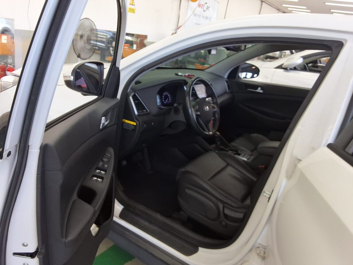 HYUNDAI ALL NEW TUCSON DIESEL R2.0 2WD MODERN 2016 - zdjęcie 10
