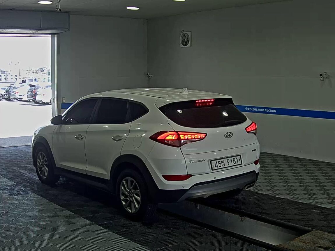 HYUNDAI ALL NEW TUCSON DIESEL R2.0 2WD MODERN 2016 - zdjęcie 6