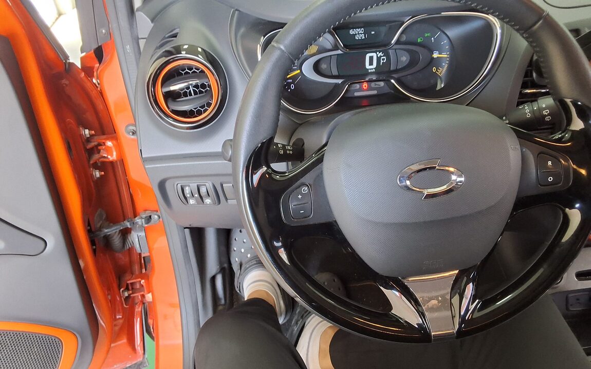 RENAULT (SAMSUNG) QM3 RE 2015 - zdjęcie 17