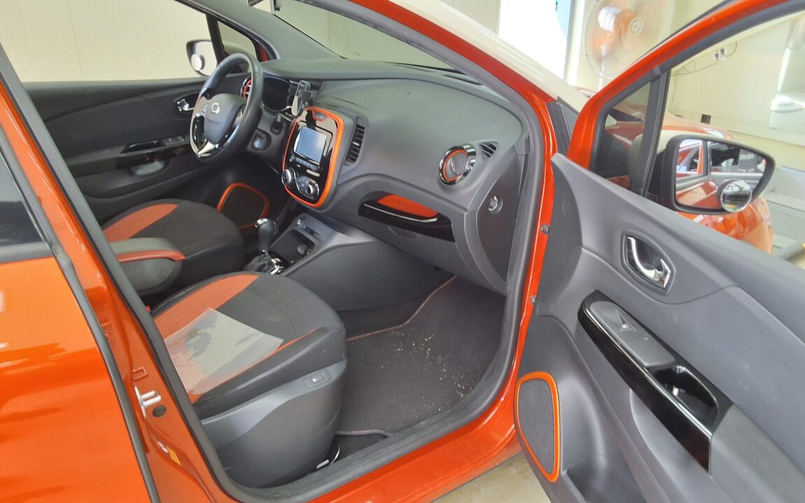 RENAULT (SAMSUNG) QM3 RE 2015 - zdjęcie 14