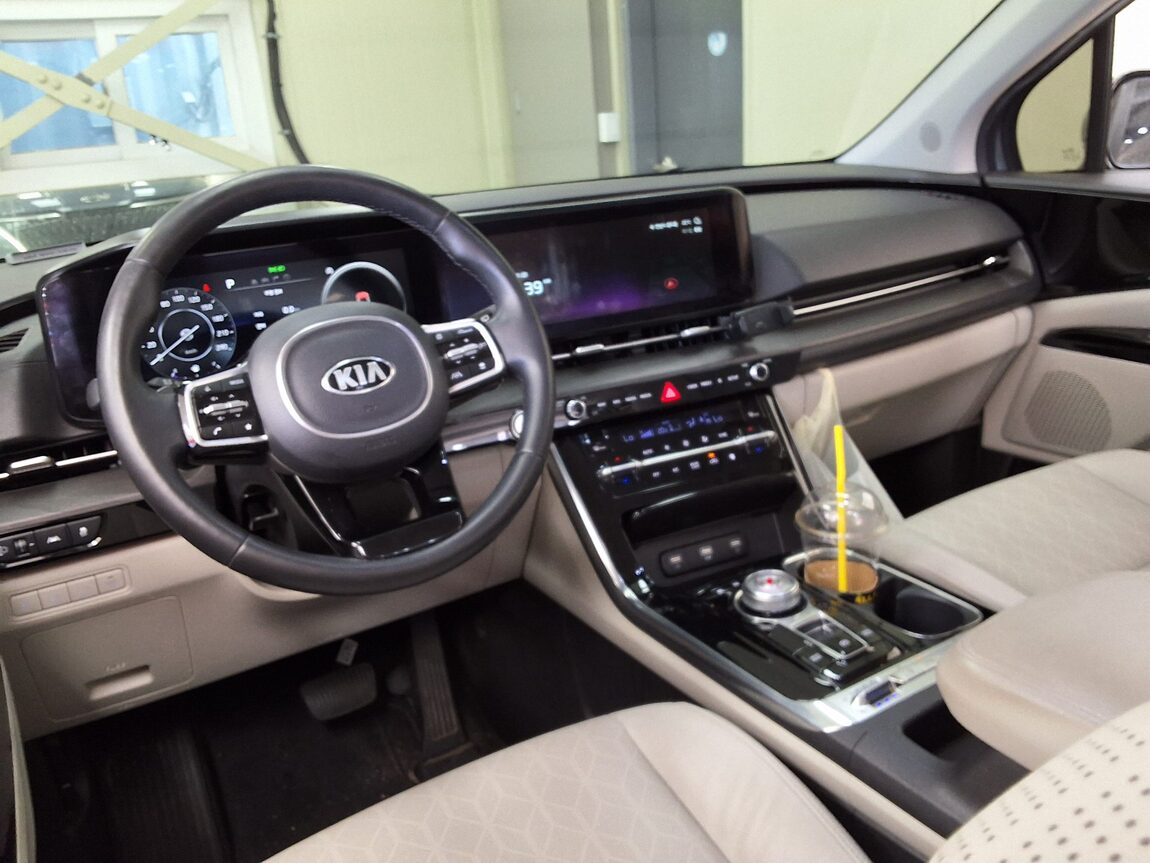 KIA NEW CARNIVAL (KA4) 9-SEATER DIESEL NOBLESSE 2021 - zdjęcie 12