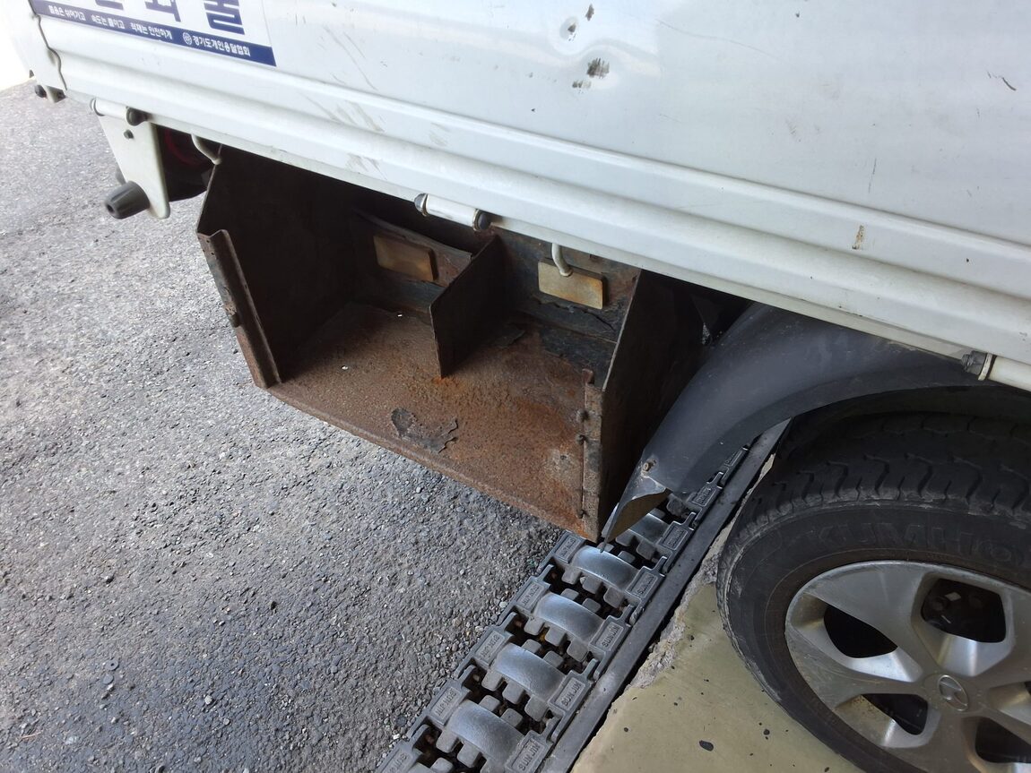HYUNDAI PORTER II VGT SUPER CAB EXTRA LONG WHEELBASE SMART 2023 - zdjęcie 25