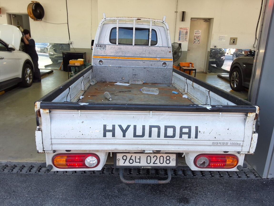 HYUNDAI PORTER II CRDi SUPER CAB EXTRA LONG WHEELBASE SMART 2020 - zdjęcie 13