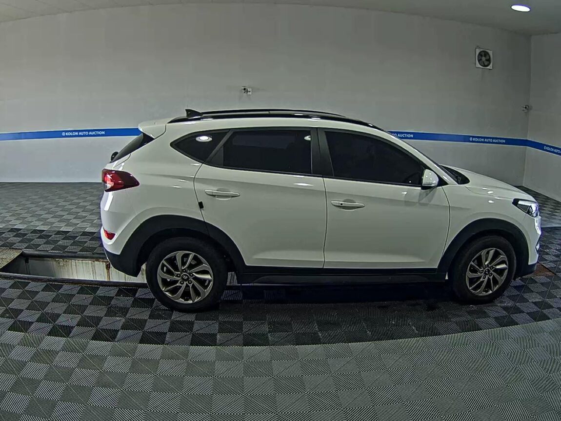 HYUNDAI ALL NEW TUCSON DIESEL 1.7 2WD MODERN 2017 - zdjęcie 4