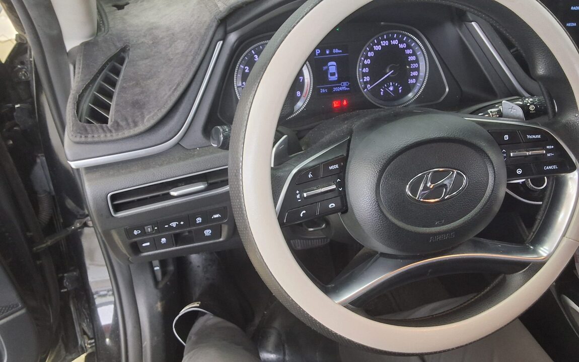 HYUNDAI SONATA (DN8) G2.0 SMART 2020 - zdjęcie 17