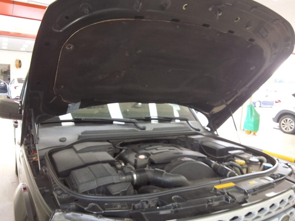 LAND ROVER DISCOVERY 4 3.0 SDV6 SE 2012 - zdjęcie 18